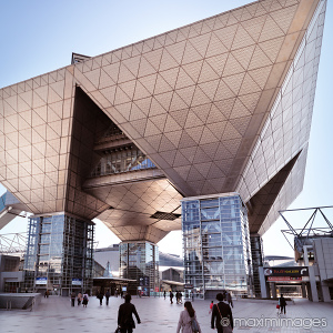 High-end architecture photo retouching example