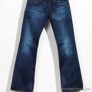 High-end product_photography photo retouching example