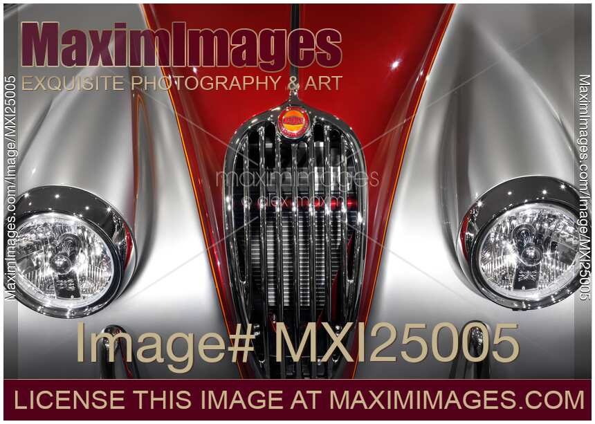 1955 Jaguar XK140 FHC classic car