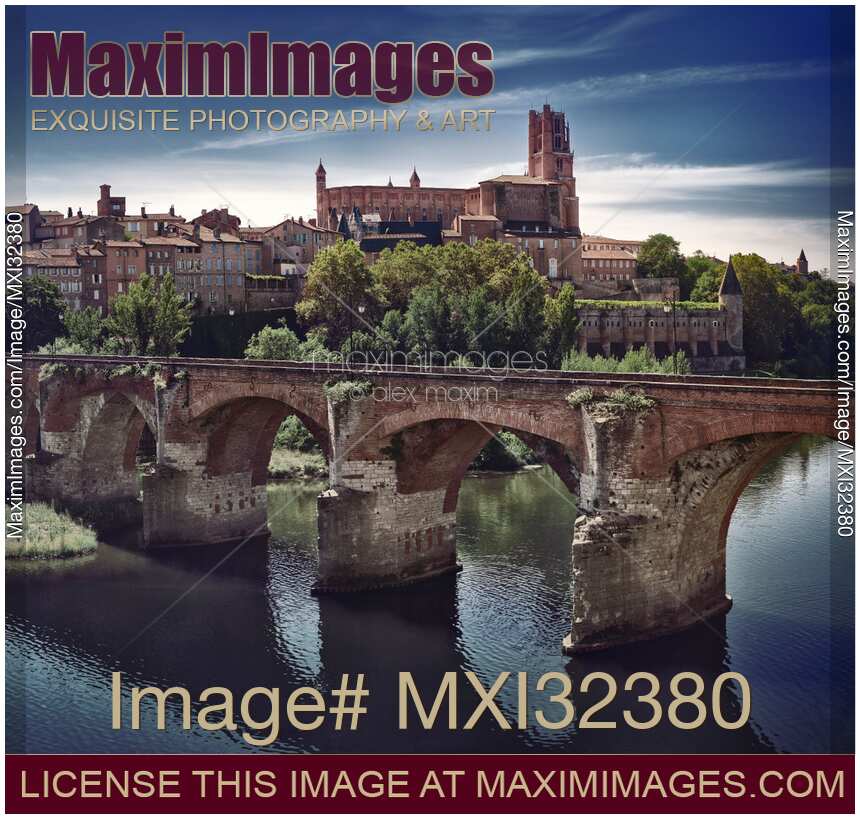 Albi Southern France Sainte-Cecile cathedral and old bridge Pont Vieux