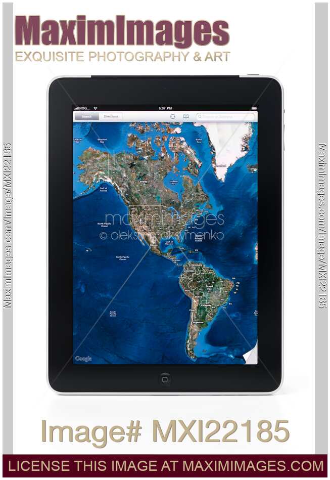 Apple iPad 3G Tablet Displaying Google Maps