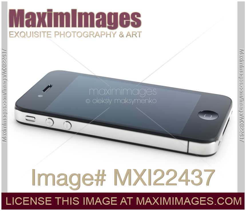 Apple iPhone 4 Smartphone