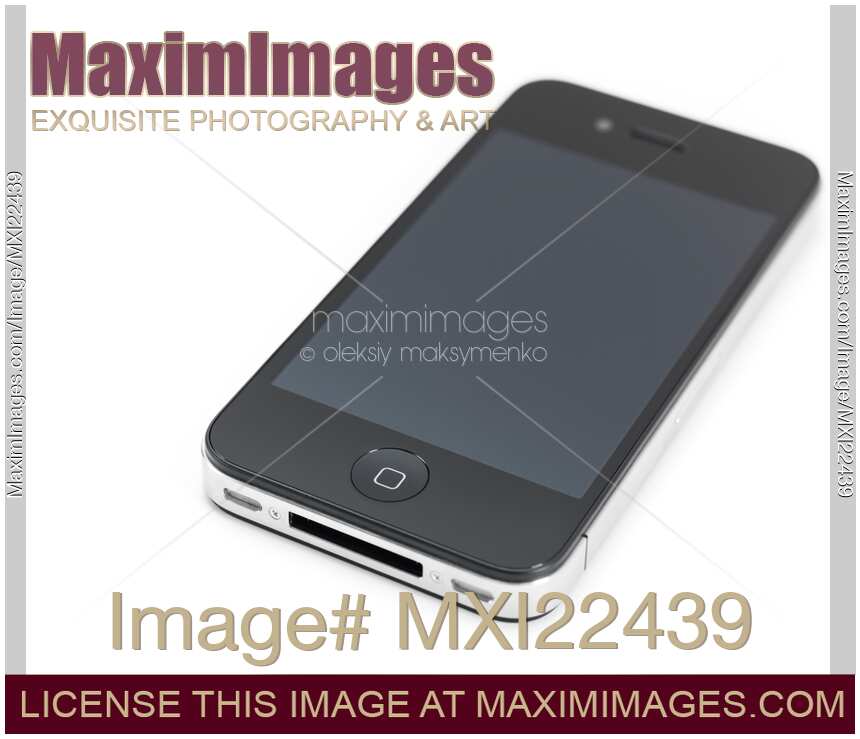 Apple iPhone 4 Smartphone