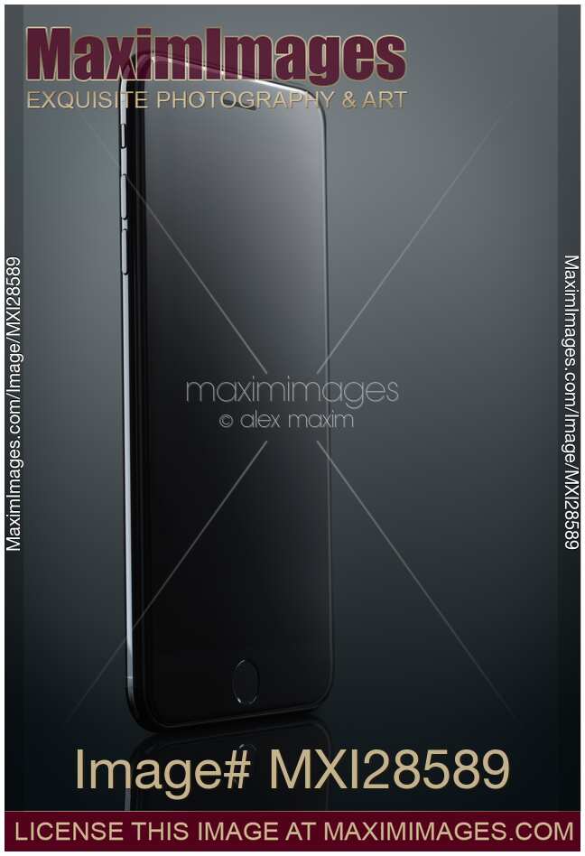 Apple iPhone 7 Plus with blank screen