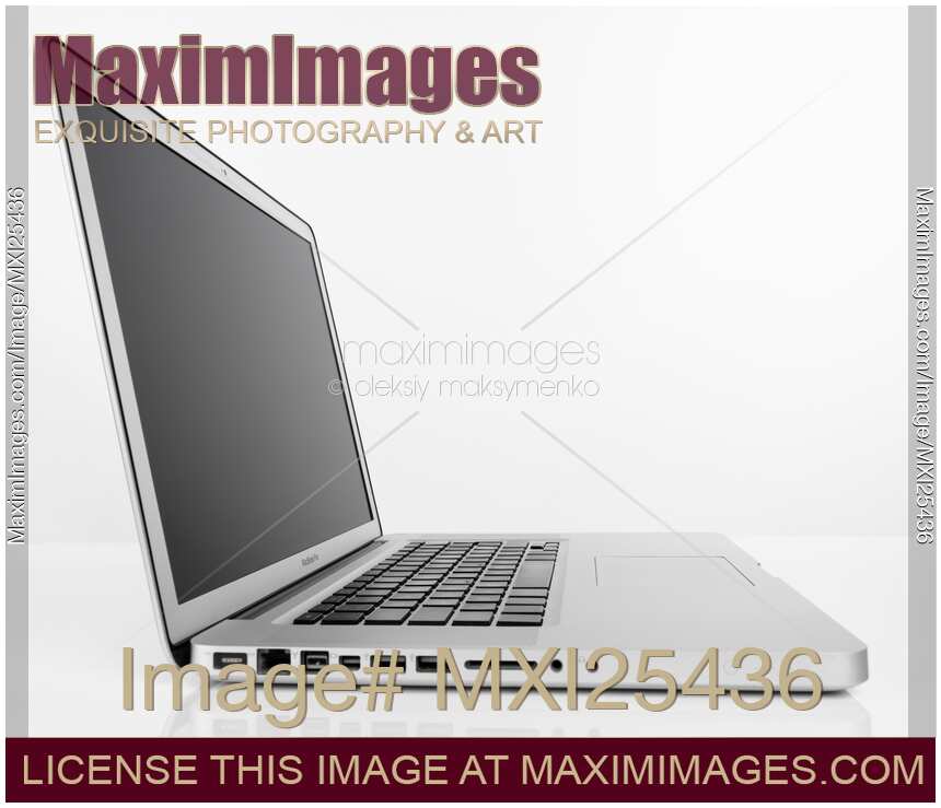 Apple Macbook Pro laptop side view