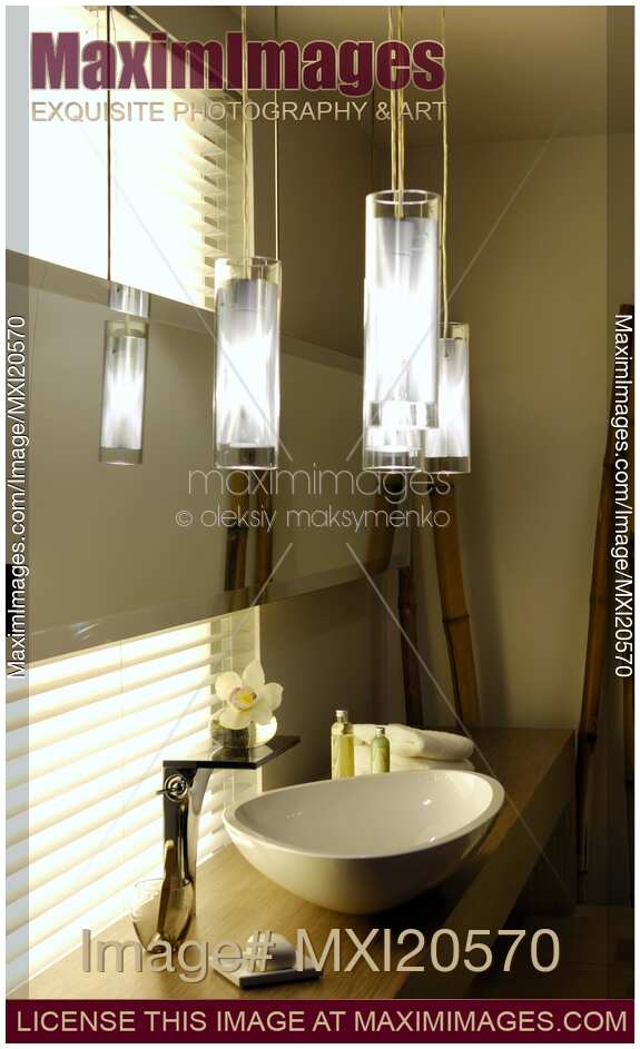 Bathroom in zen style