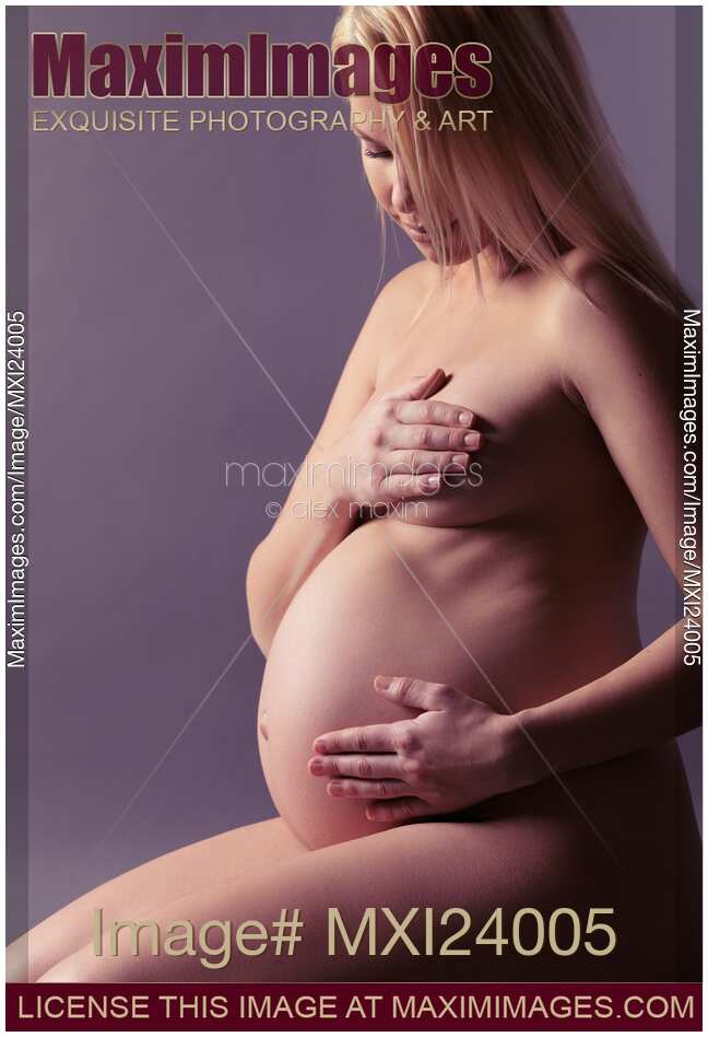 Beautiful nude pregnant woman