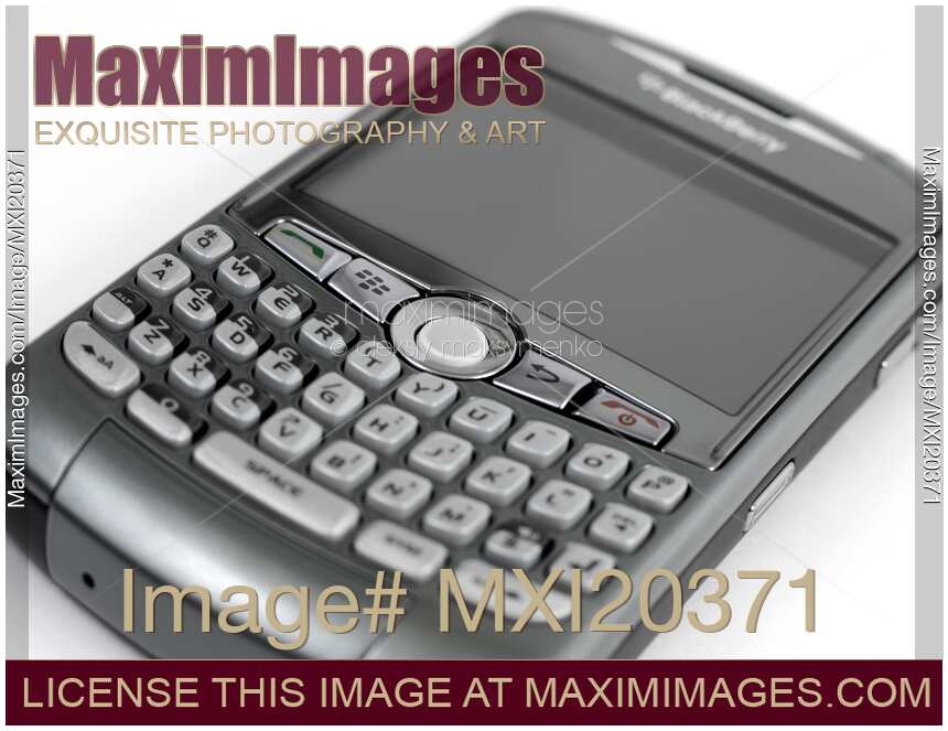 BlackBerry 8310 Curve Smartphone closeup