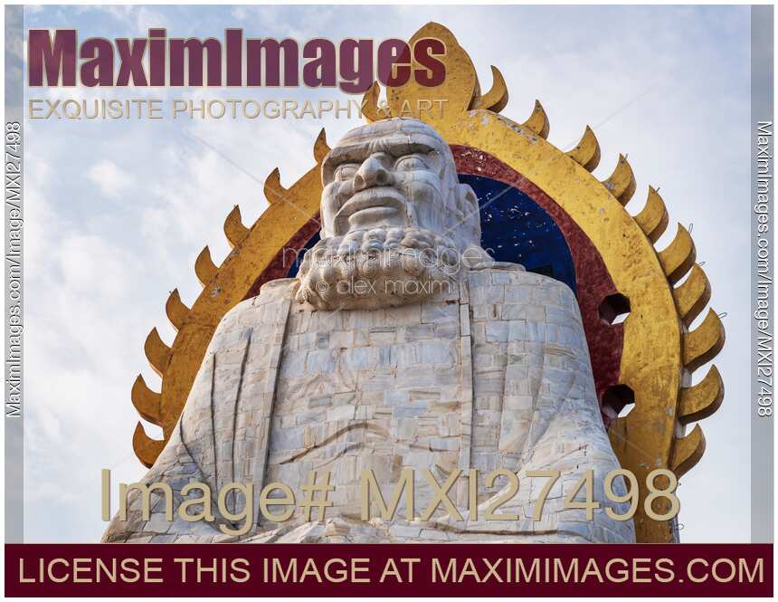 Bodhidharma statue on mount Song in DengFeng China