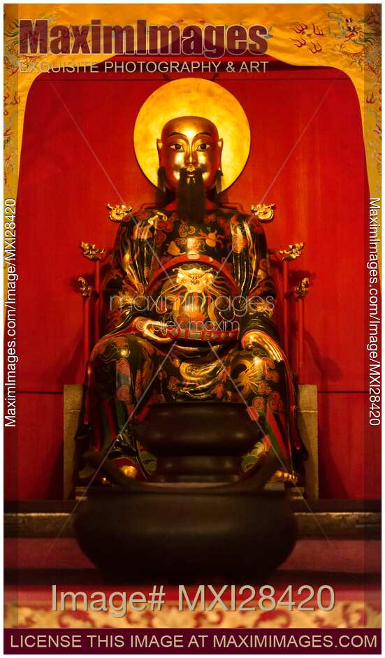 Buddha statue at Foshan Ancestor Temple