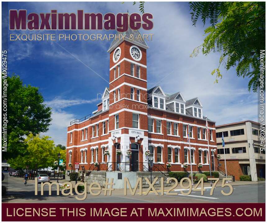 Photo of City Hall building in Duncan Vancouver Island Stock Image