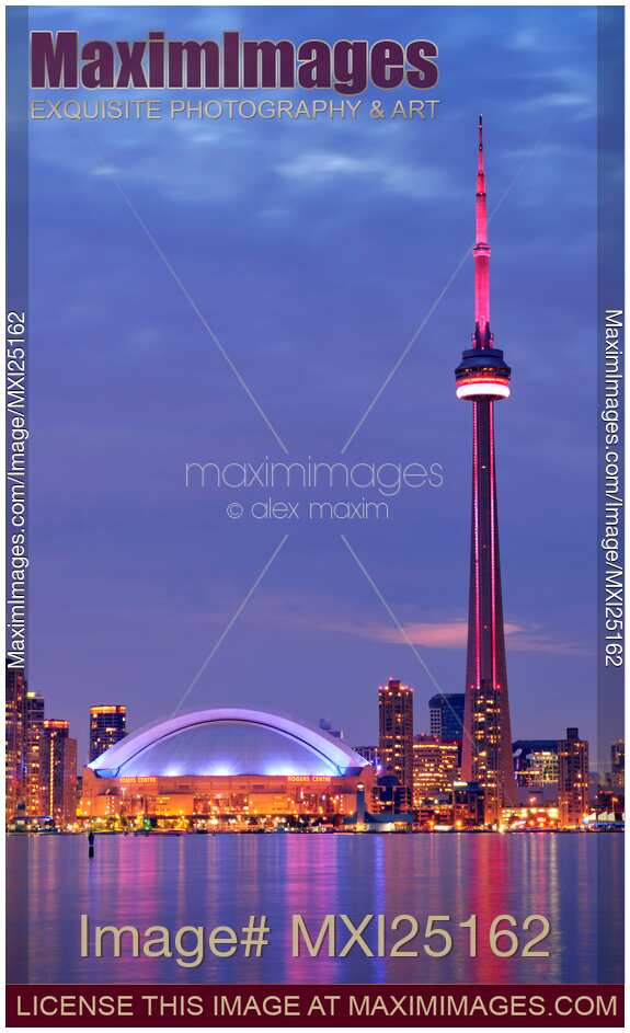 City of Toronto CN Tower at night