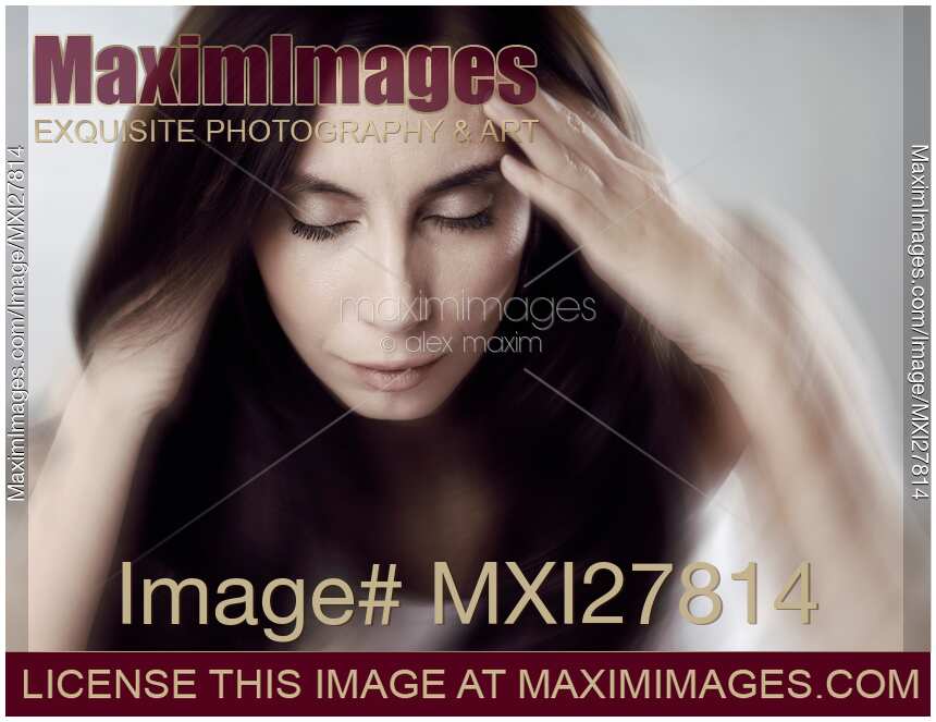 Conceptual photo of woman with her head spinning