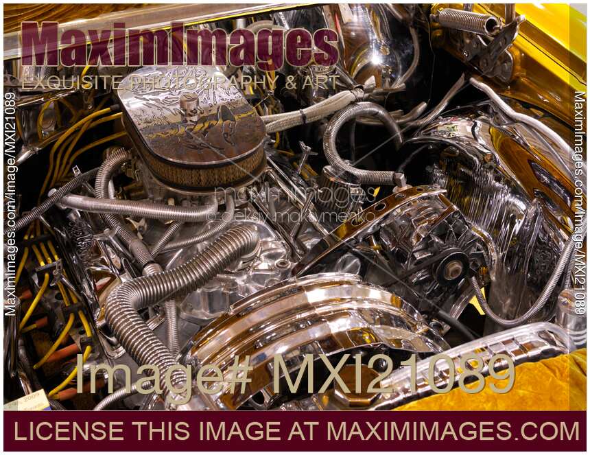Custom Car Chromed Engine