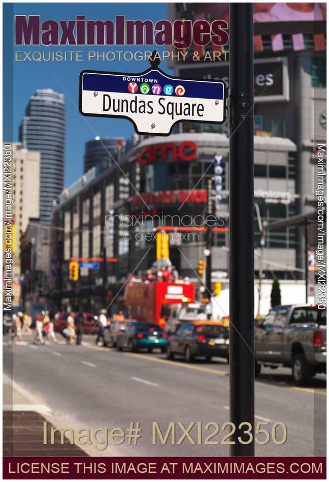 Downtown Toronto Dundas Square