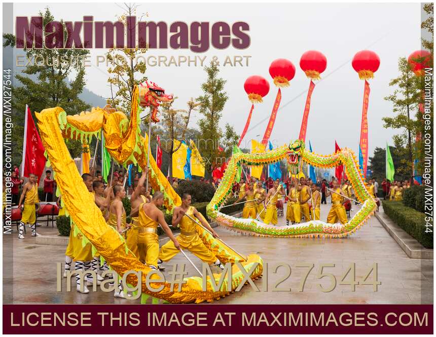 Dragon dance Kung Fu team in DengFeng China
