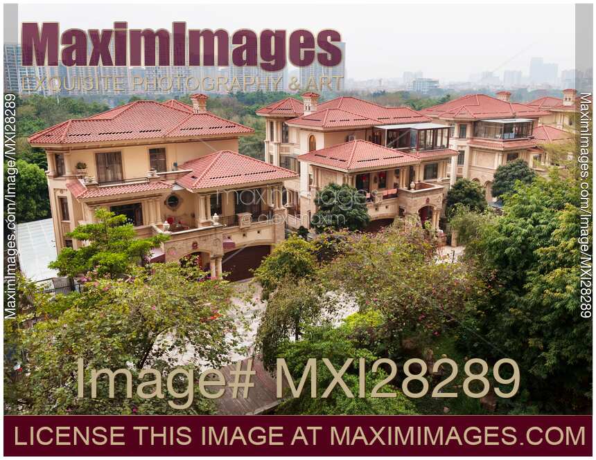 Stock photo Expensive houses in a luxury residential area in Foshan