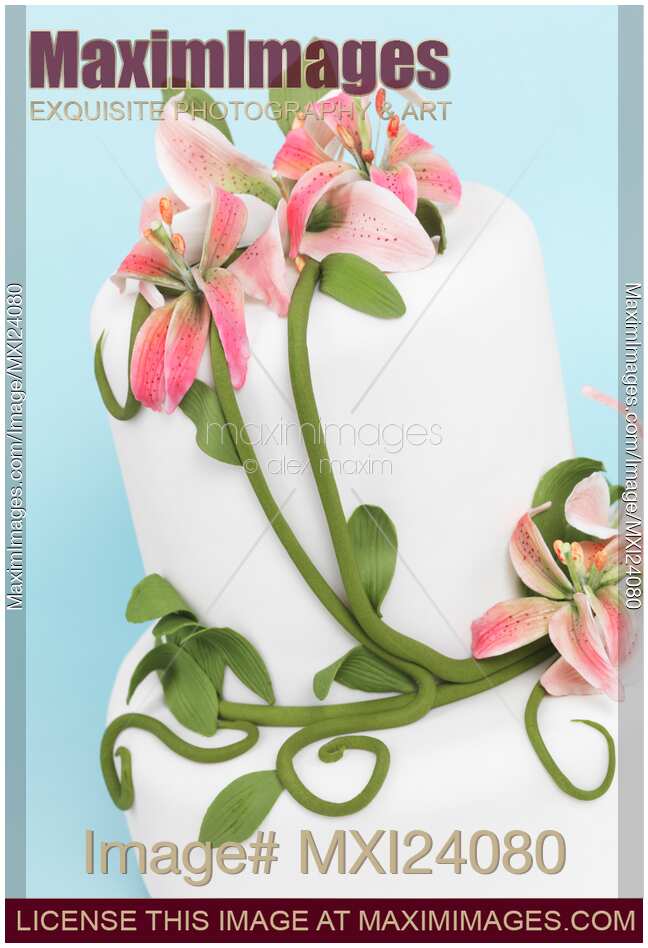 Fancy cake with lilies