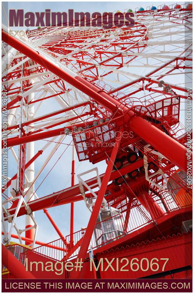 Giant observation wheel