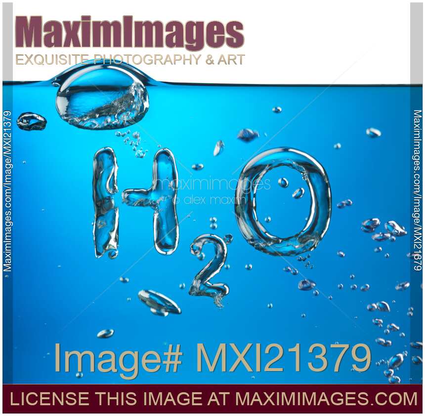 H2O Formula Made by Oxygen Bubbles in Blue Water