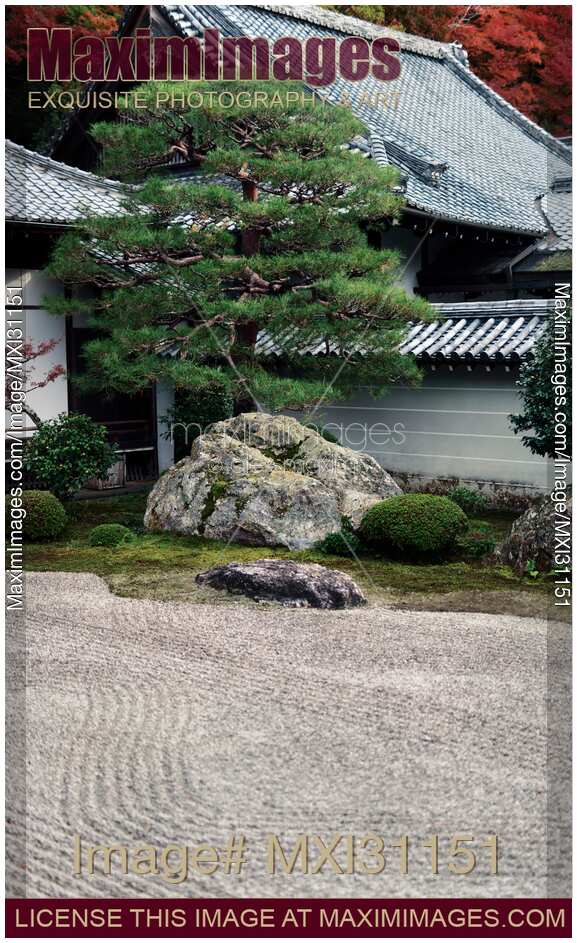 Hojo-teien karesansui rock Zen garden at Nanzenji Temple Hojo