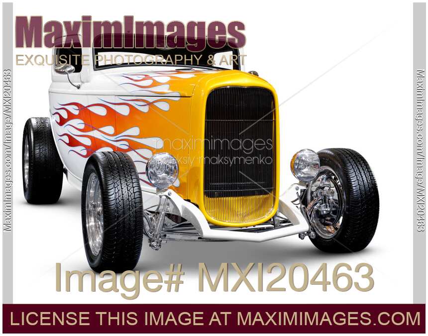 Hot rod Ford Hi-Boy Coupe 1932 custom vintage car