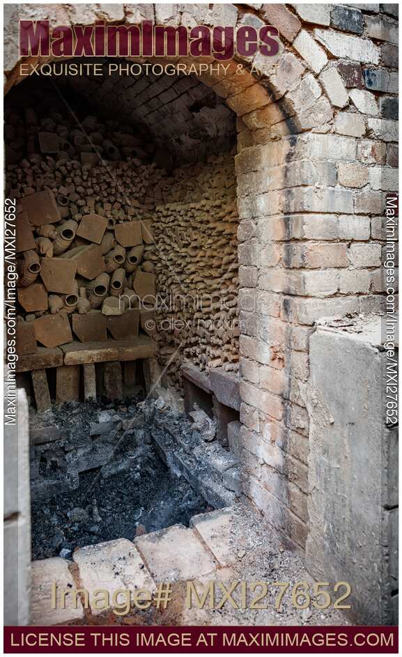 Kiln with terracotta warriors