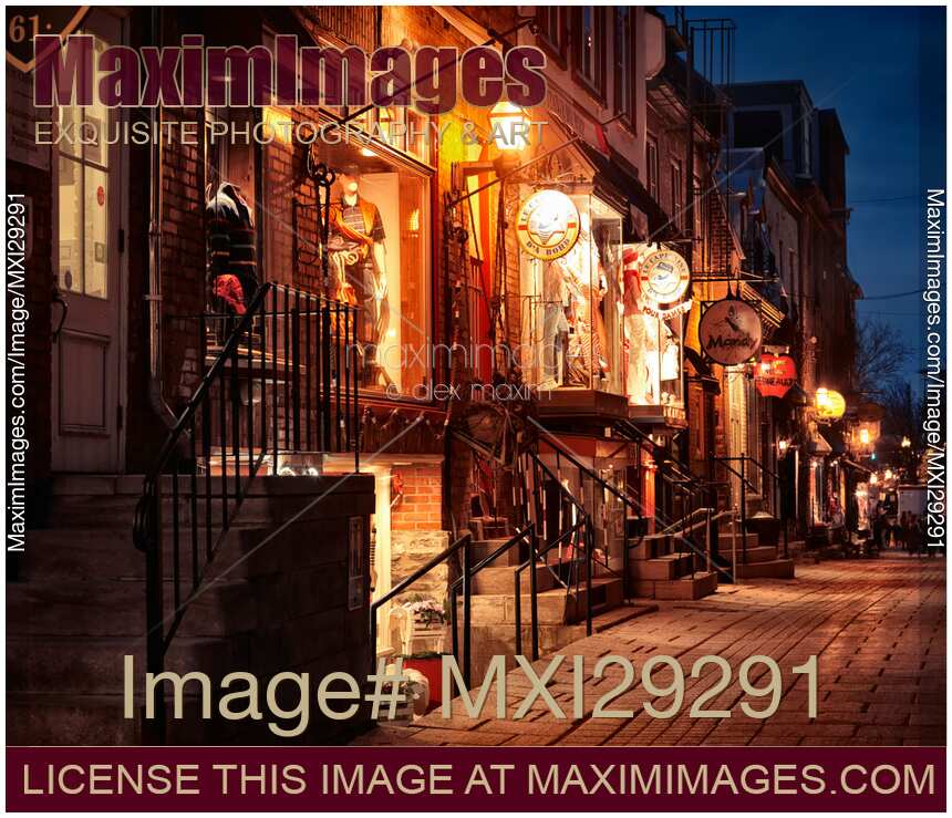 Le Capitaine D'A Bord, Mandy and other shops on Rue du Petit Champlain of Old Quebec City by night