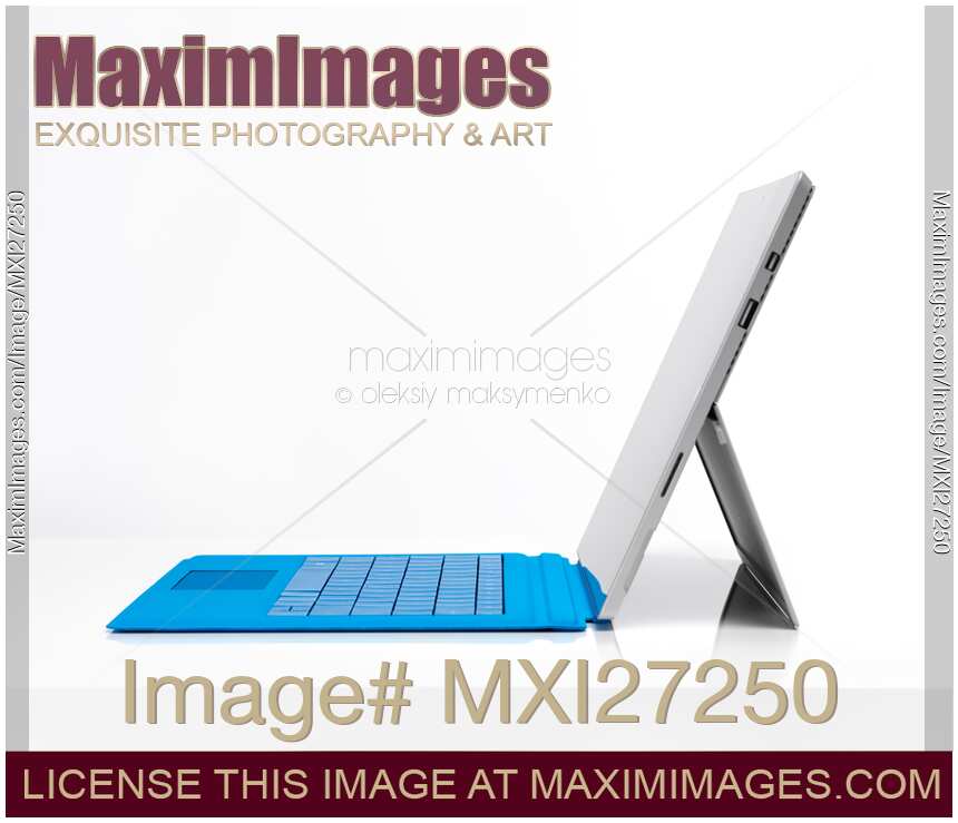 Microsoft Surface Pro 3 tablet side view