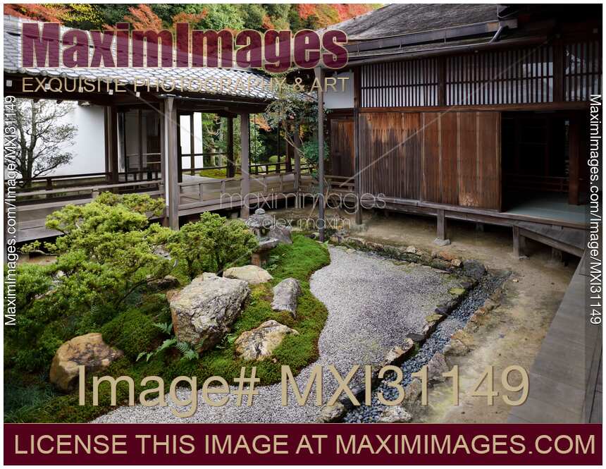 Narutaki karesansui rock garden at Nanzenji Temple Hojo