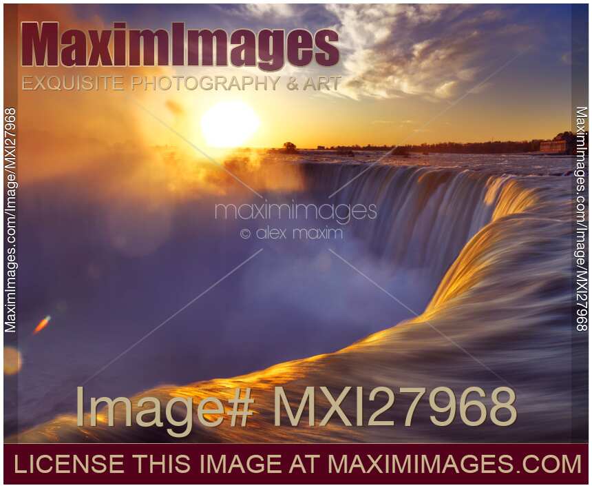 Niagara Falls beautiful sunrise scenery