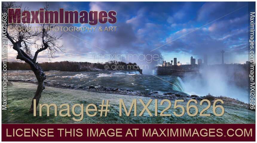 Niagara Falls dramatic panoramic scenery