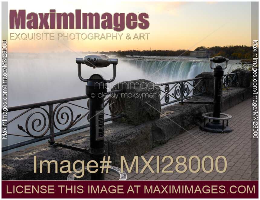 Niagara Falls observation binoculars