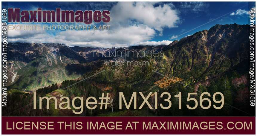 Peak of Mount Nishihotakadake Hotaka mountains panoramic autumn scenery Gifu Japan