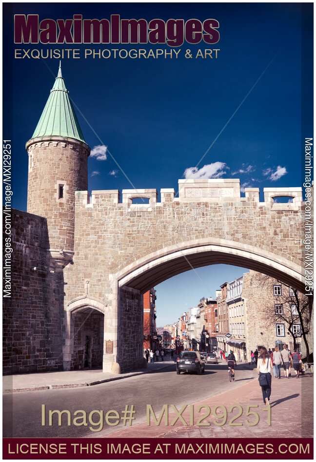 Porte St. Jean Quebec City historic rampart