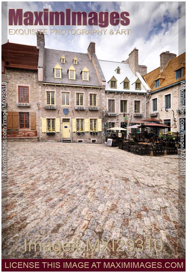 Restaurant La Pizz terrace and Galerie Place Royale in Royal Square of Old Quebec City