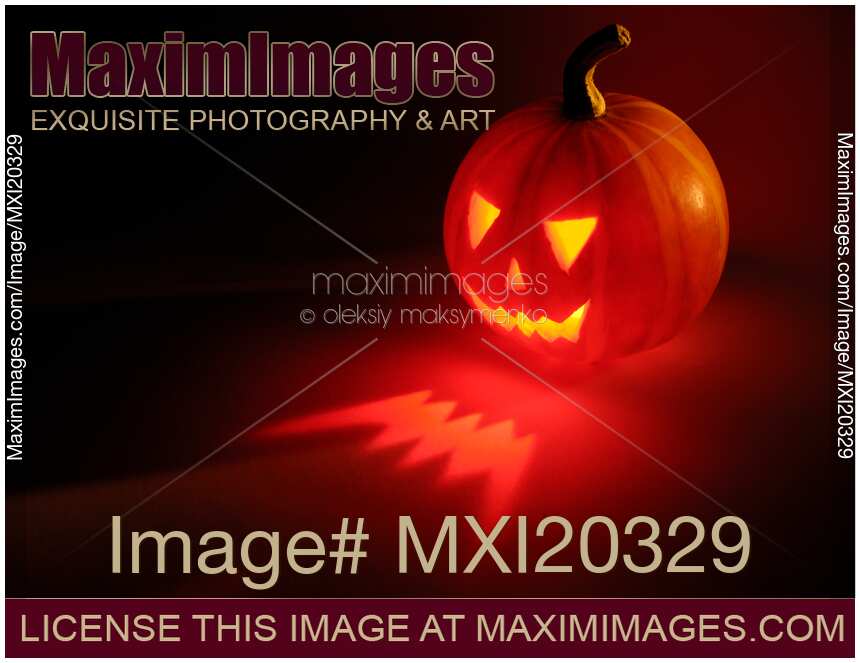 Scary Jack-o-lantern Halloween symbol