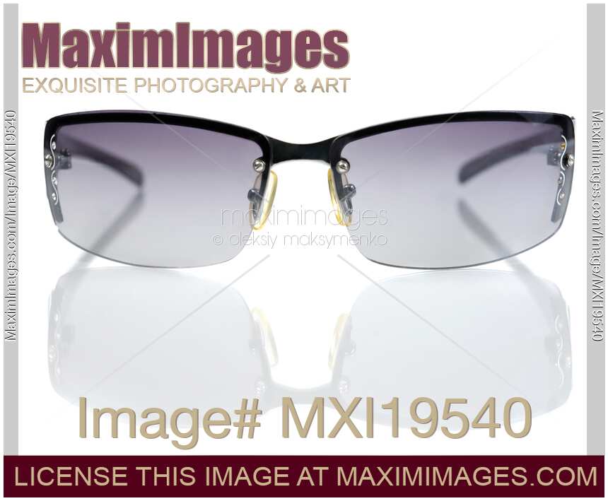 Stylish women sunglasses