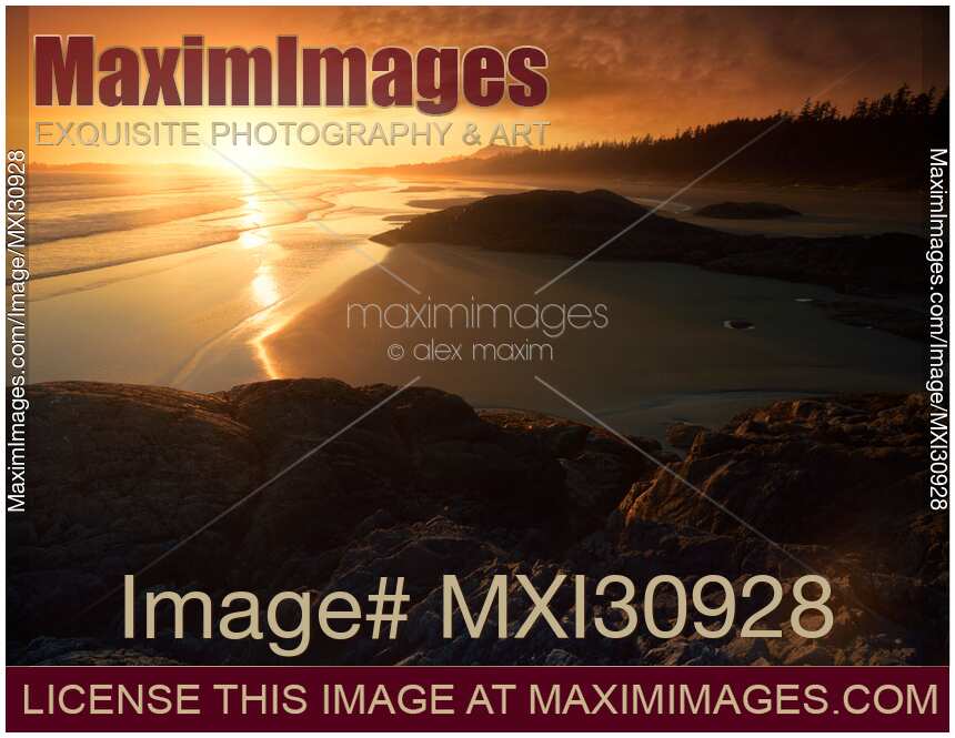 Sunset scenery at Tofino Pacific Rim National Park Long Beach