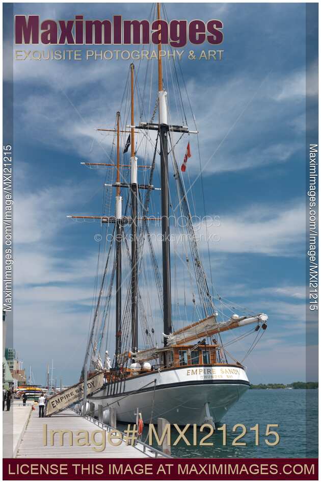 Tall Ship Empire Sandy in Toronto Harbour