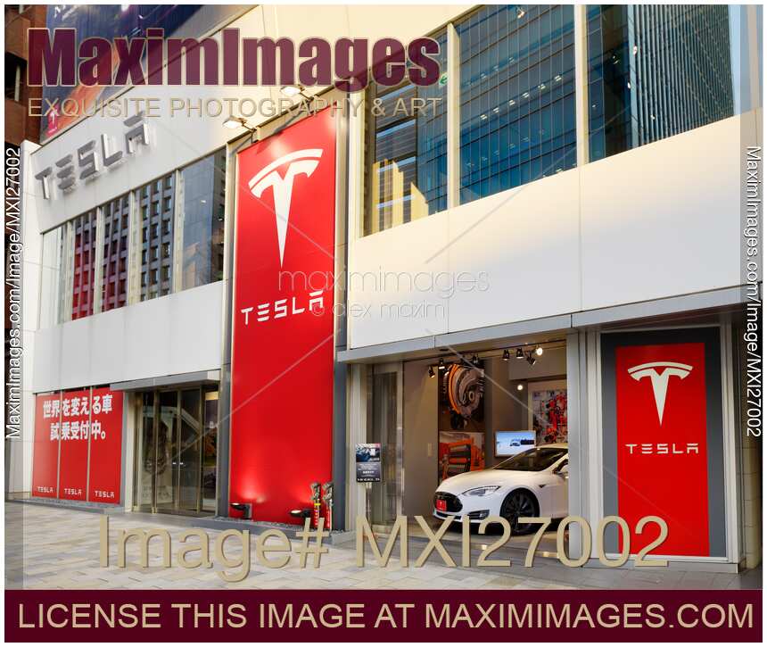 Tesla Motors store Tokyo Japan