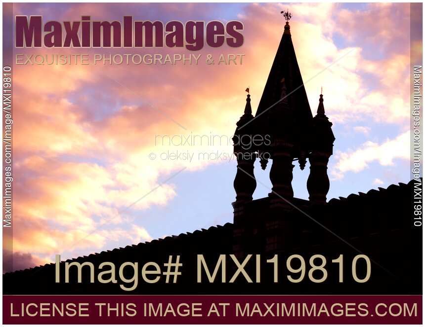 The Kremlin Wall Silhouette