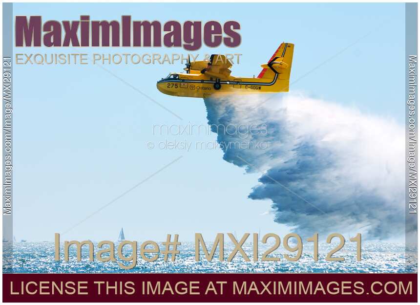 Water Bomber CL-415