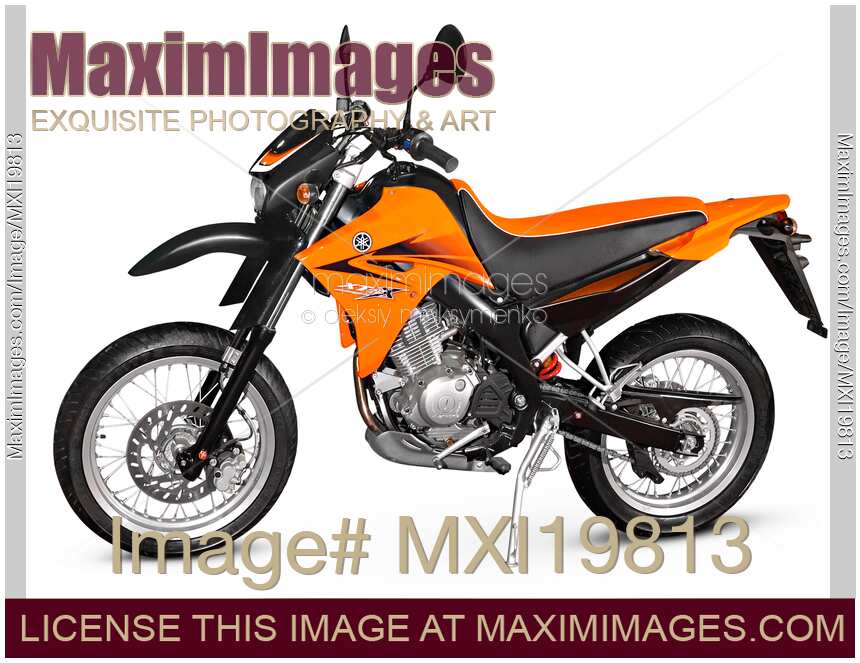 Yamaha XT 125 X racing motorcycle