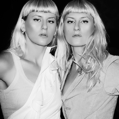 Dasha & Mari | MaximImages