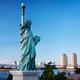 Statue of Liberty in Tokyo... (thumbnail)