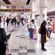 People waiting for train at Tokyo Metro subway station... (thumbnail)