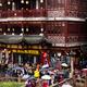 People in the old town of Shanghai... (thumbnail)