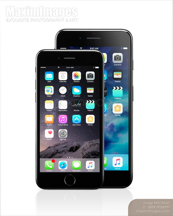 Apple iPhone 7 and iPhone 7 Plus Stock photo of Apple iPhone 7 and iPhone 7 Plus Buy commercial use license at MaximImages