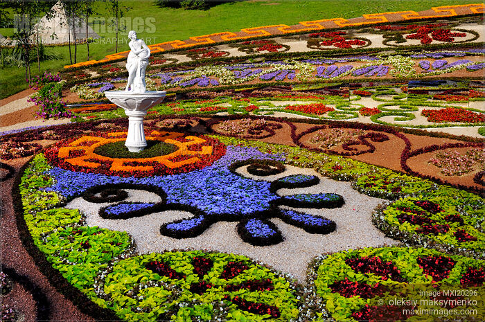 Stock photo of Artistic Landscape Gardening Buy commercial use license at MaximImages